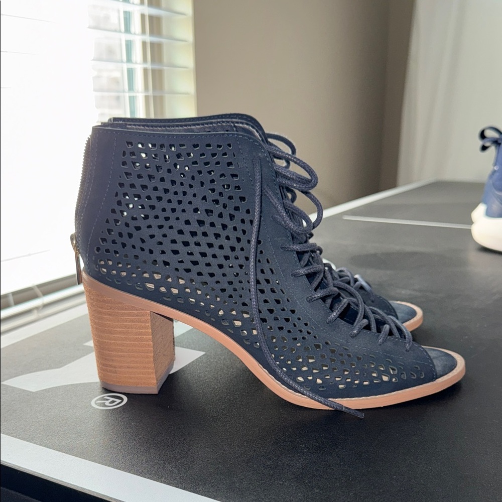 Vince Camuto Women's Navy Lace-Up Heeled Booties